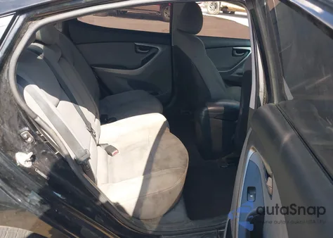 2011 Hyundai Elantra Gls z USA, uszkodzony, nr VIN 5NPDH4AE0BH034652